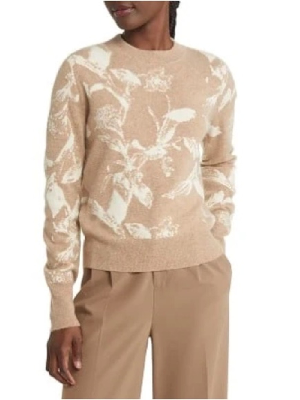 Nordstrom Beige Crewneck Sweater with Cream Floral 100%cashmere 🤍🤎